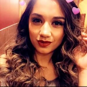 Meet your Posher, Janeth